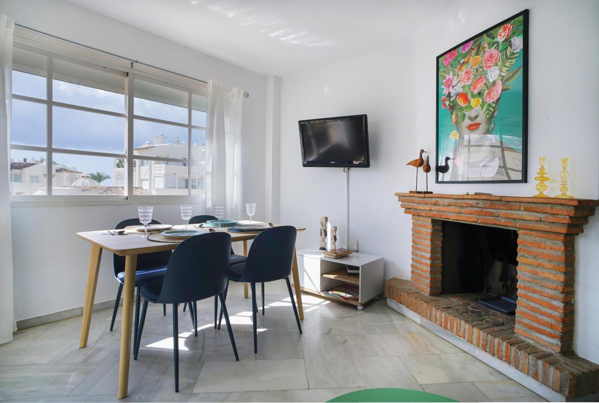 Apartmento En La Pequena Venecia, Puerto Marina ベナルマデナ エクステリア 写真