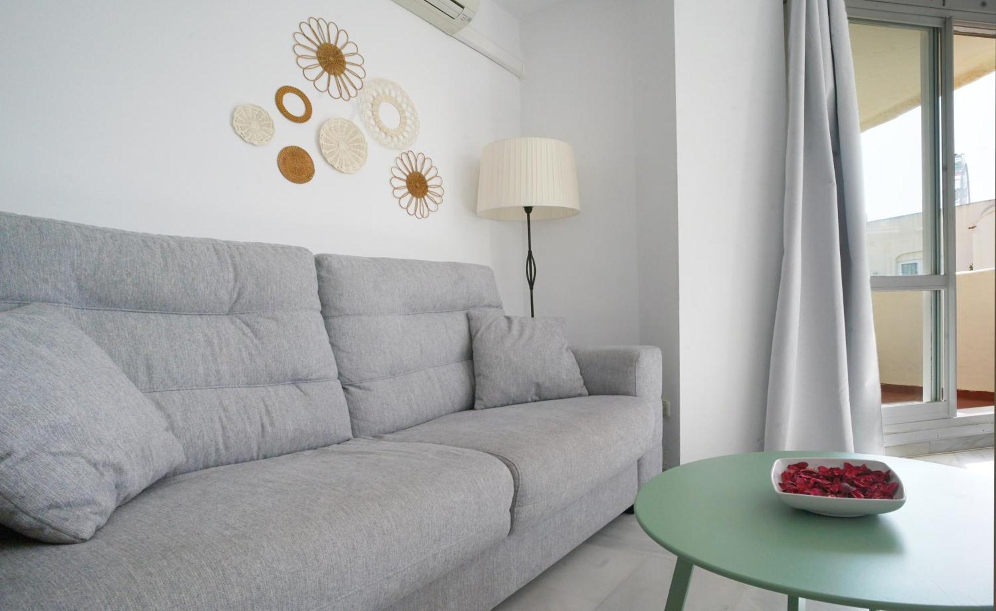 Apartmento En La Pequena Venecia, Puerto Marina ベナルマデナ エクステリア 写真
