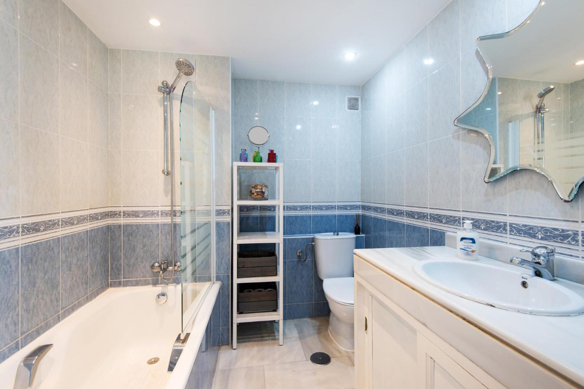 Apartmento En La Pequena Venecia, Puerto Marina ベナルマデナ エクステリア 写真