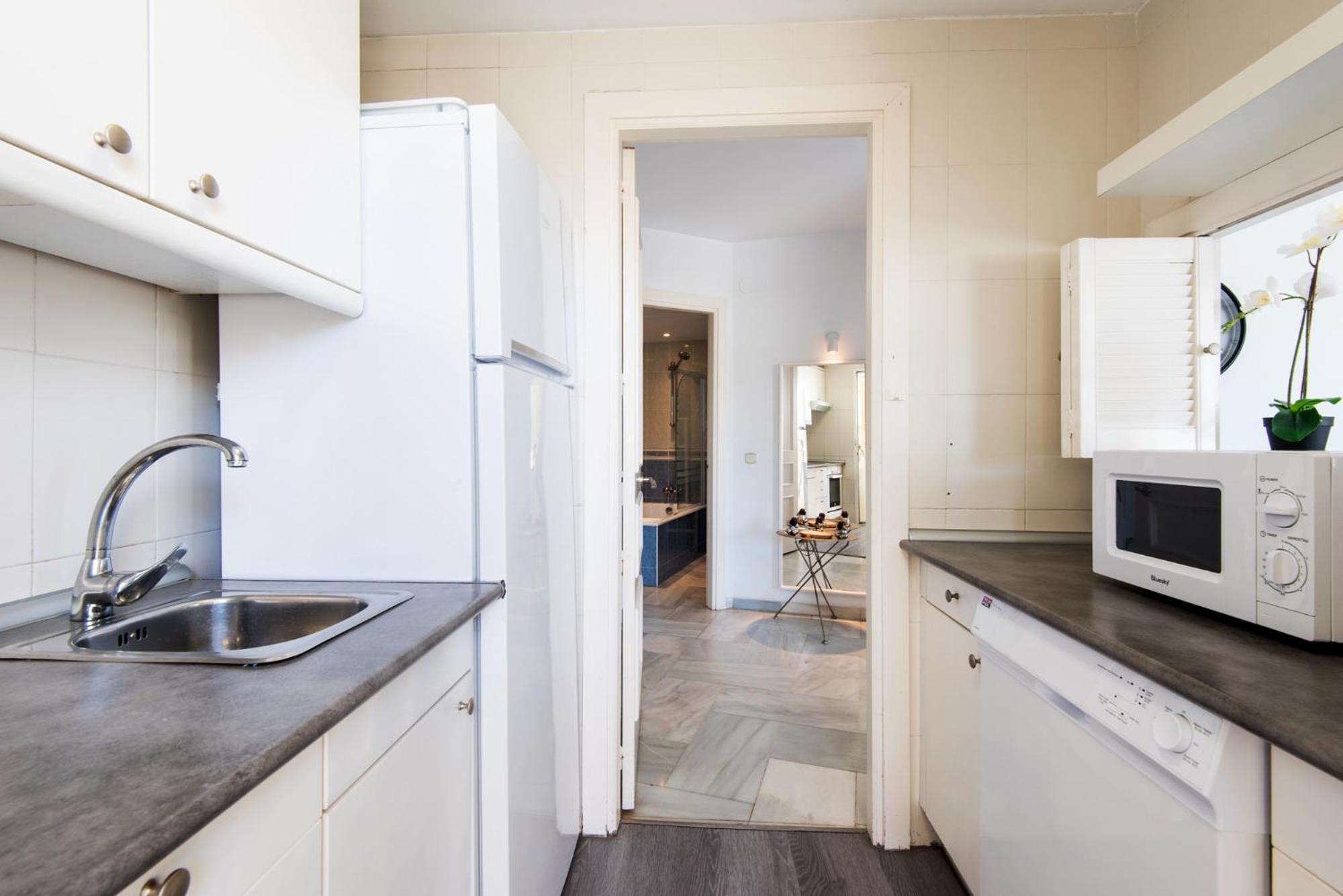 Apartmento En La Pequena Venecia, Puerto Marina ベナルマデナ エクステリア 写真
