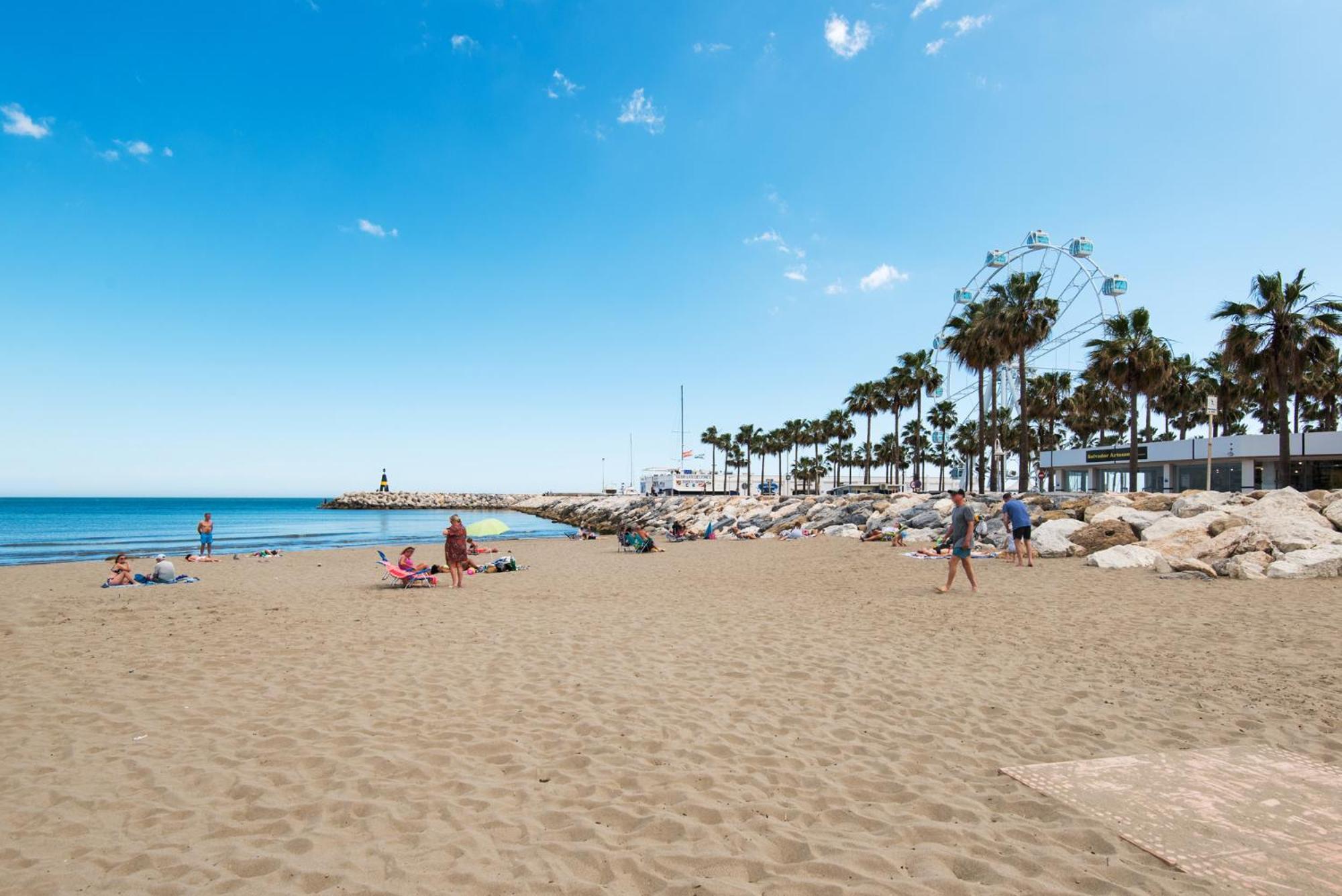 Apartmento En La Pequena Venecia, Puerto Marina ベナルマデナ エクステリア 写真