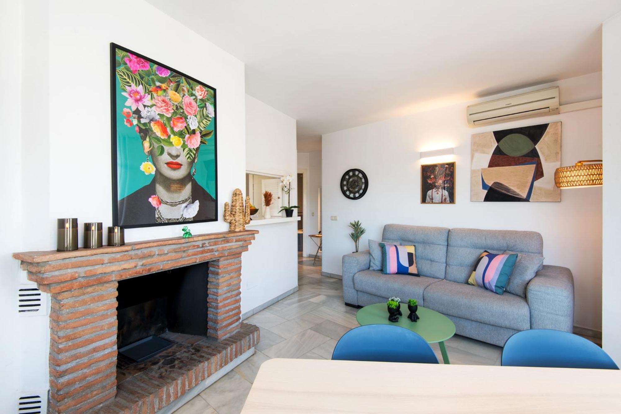 Apartmento En La Pequena Venecia, Puerto Marina ベナルマデナ エクステリア 写真